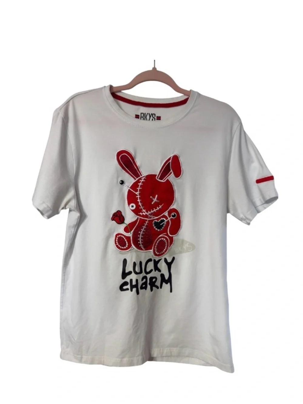 BKYS 'Lucky Charm' White Tee with Red‎ Bunny Graphic SZ S(TXA985)